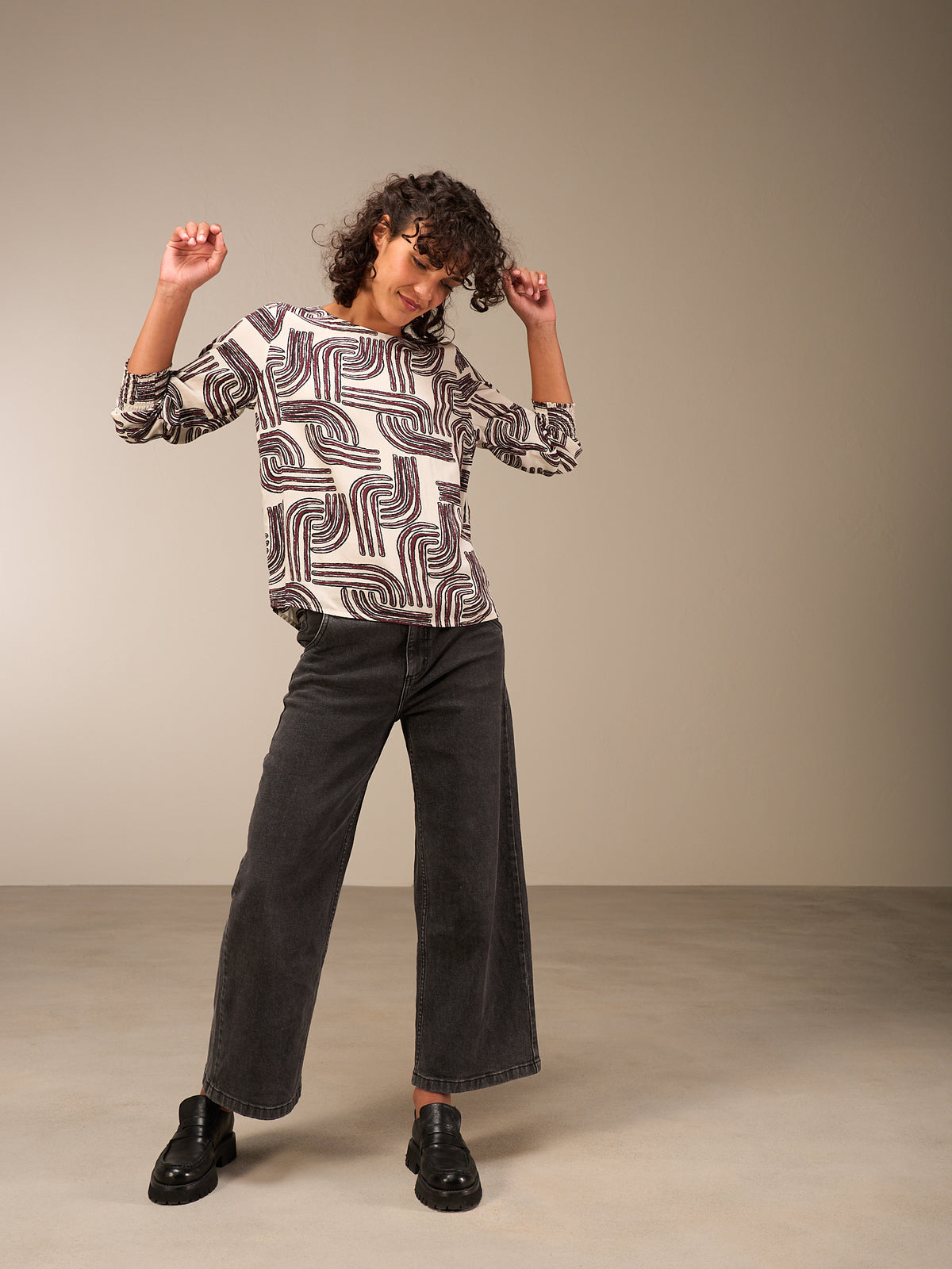 Blusa con scollo rotondo