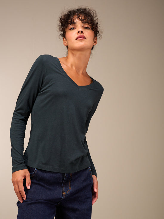 T-shirt avec col en V