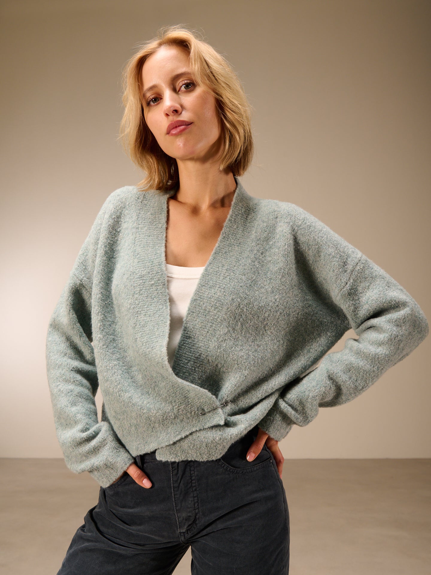 Strickjacke  mit Wolle