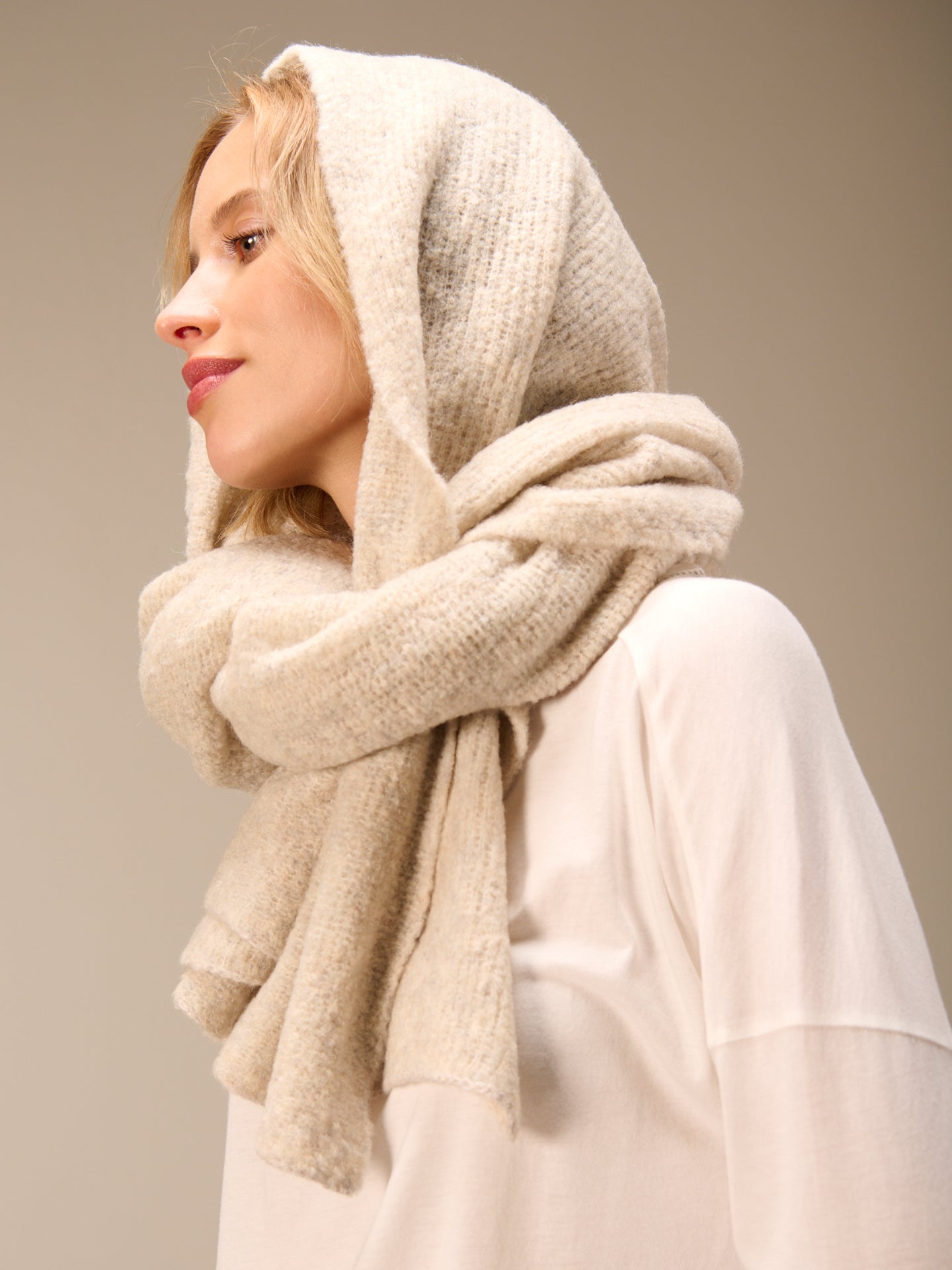 Wool scarf