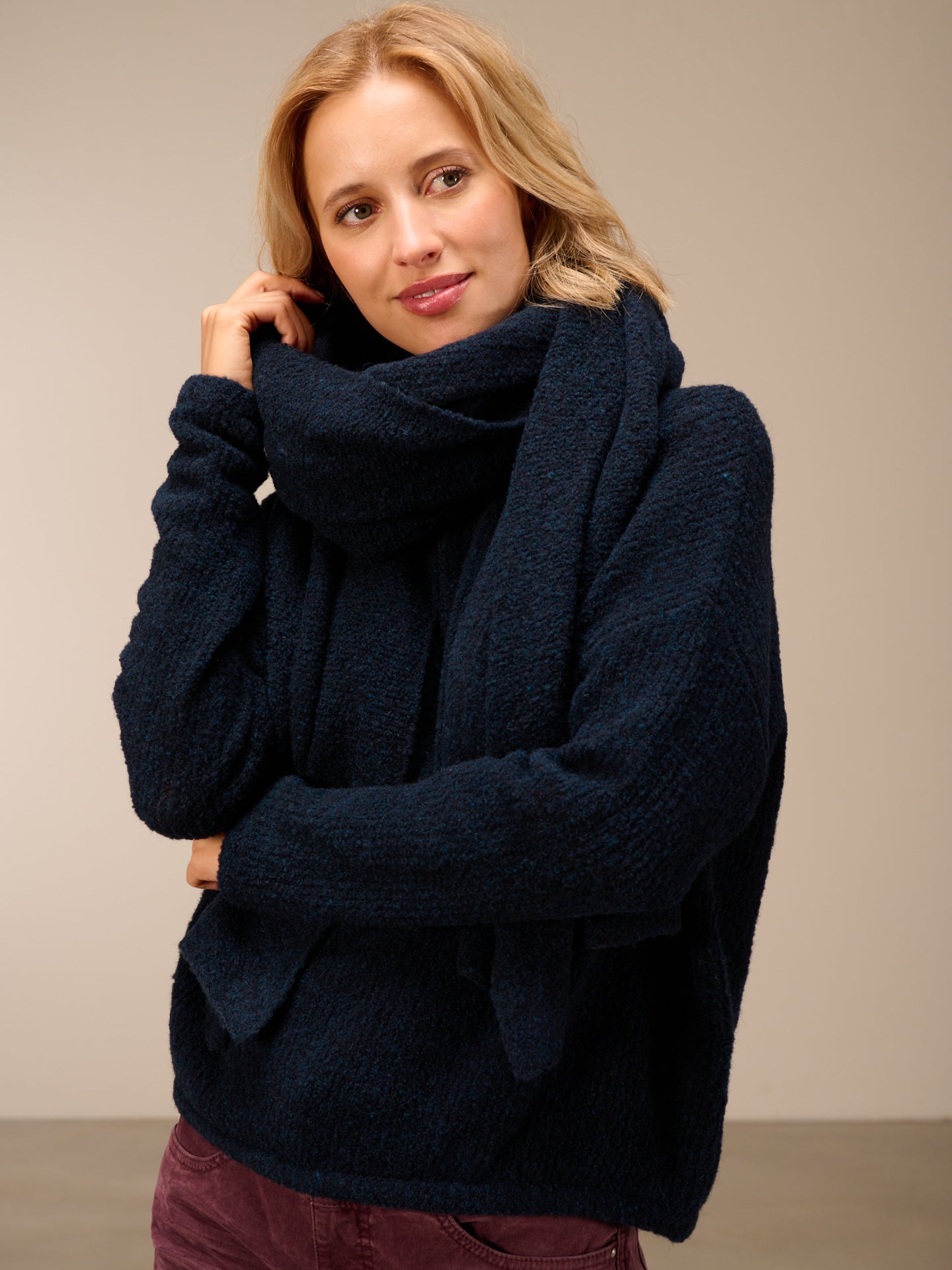 Wool scarf