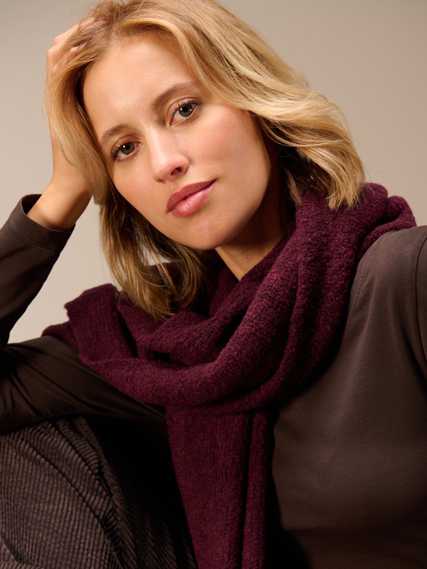 Wool scarf