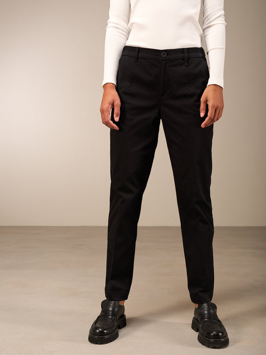 Chinos