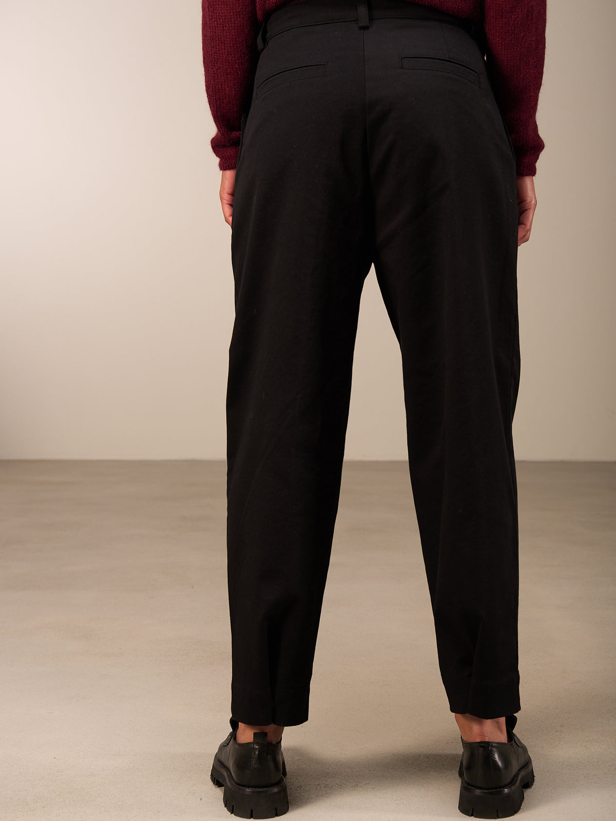 Pantaloni barrel fit