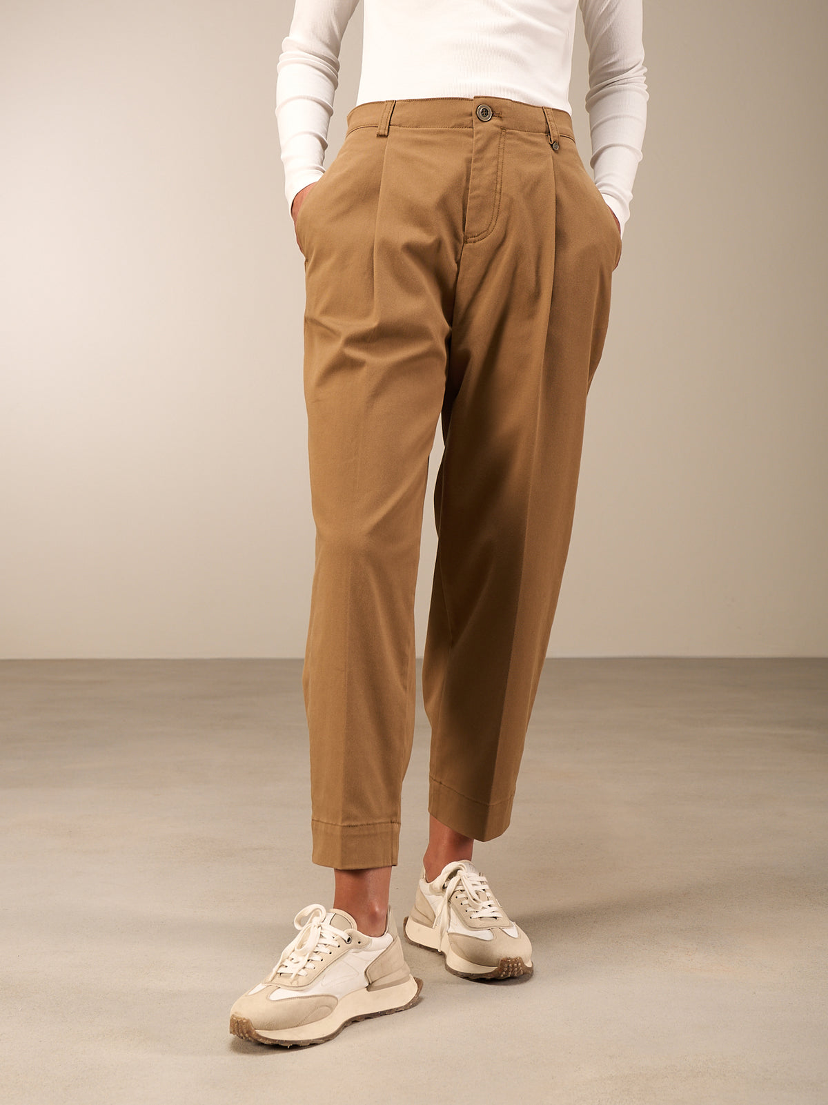 Pantaloni barrel fit