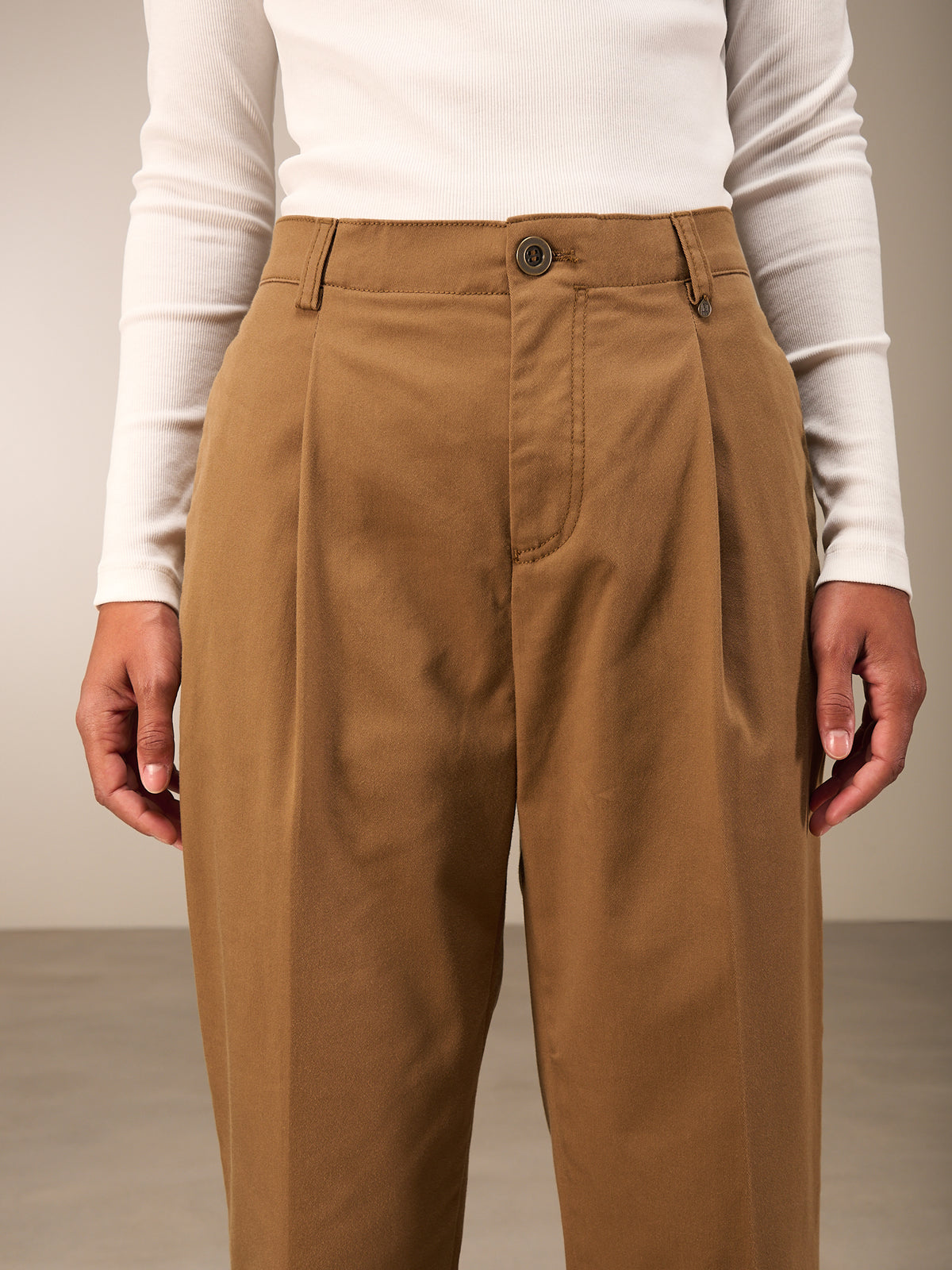 Pantaloni barrel fit
