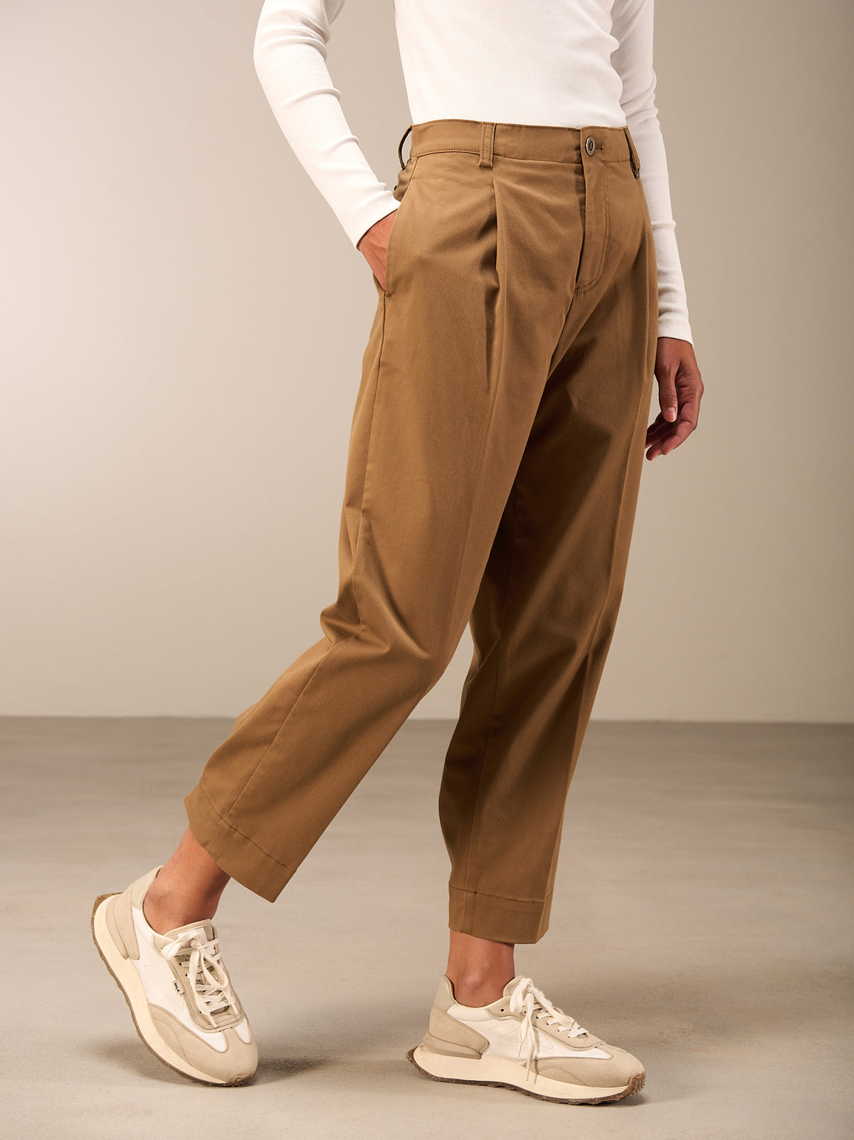 Pantaloni barrel fit