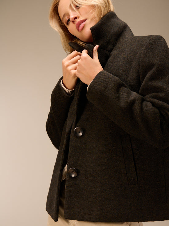 Jacket with notch lapel