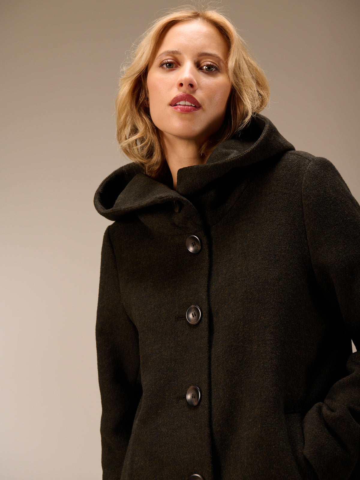 Cappotto con cappuccio