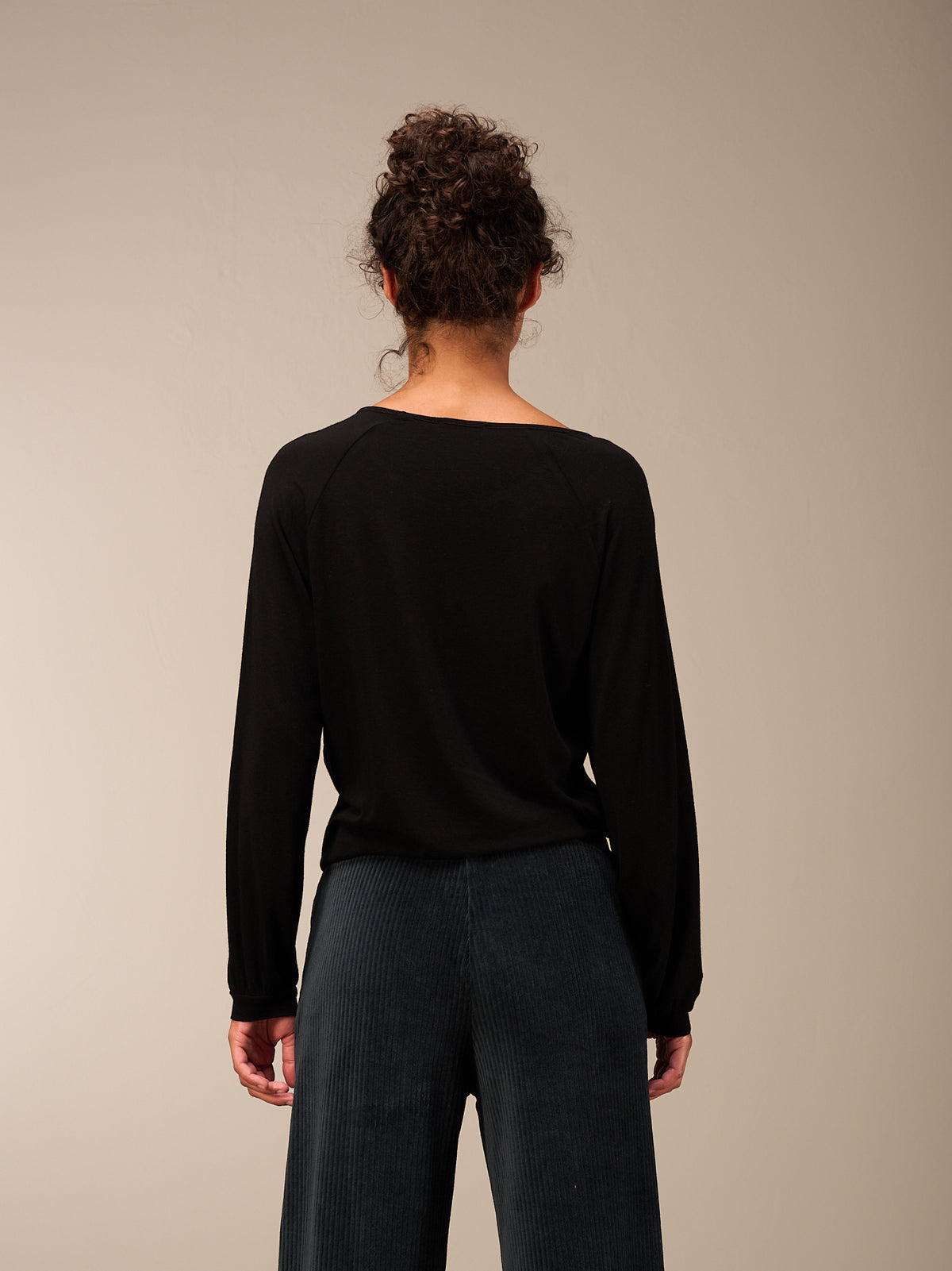 Long-sleeved shirt