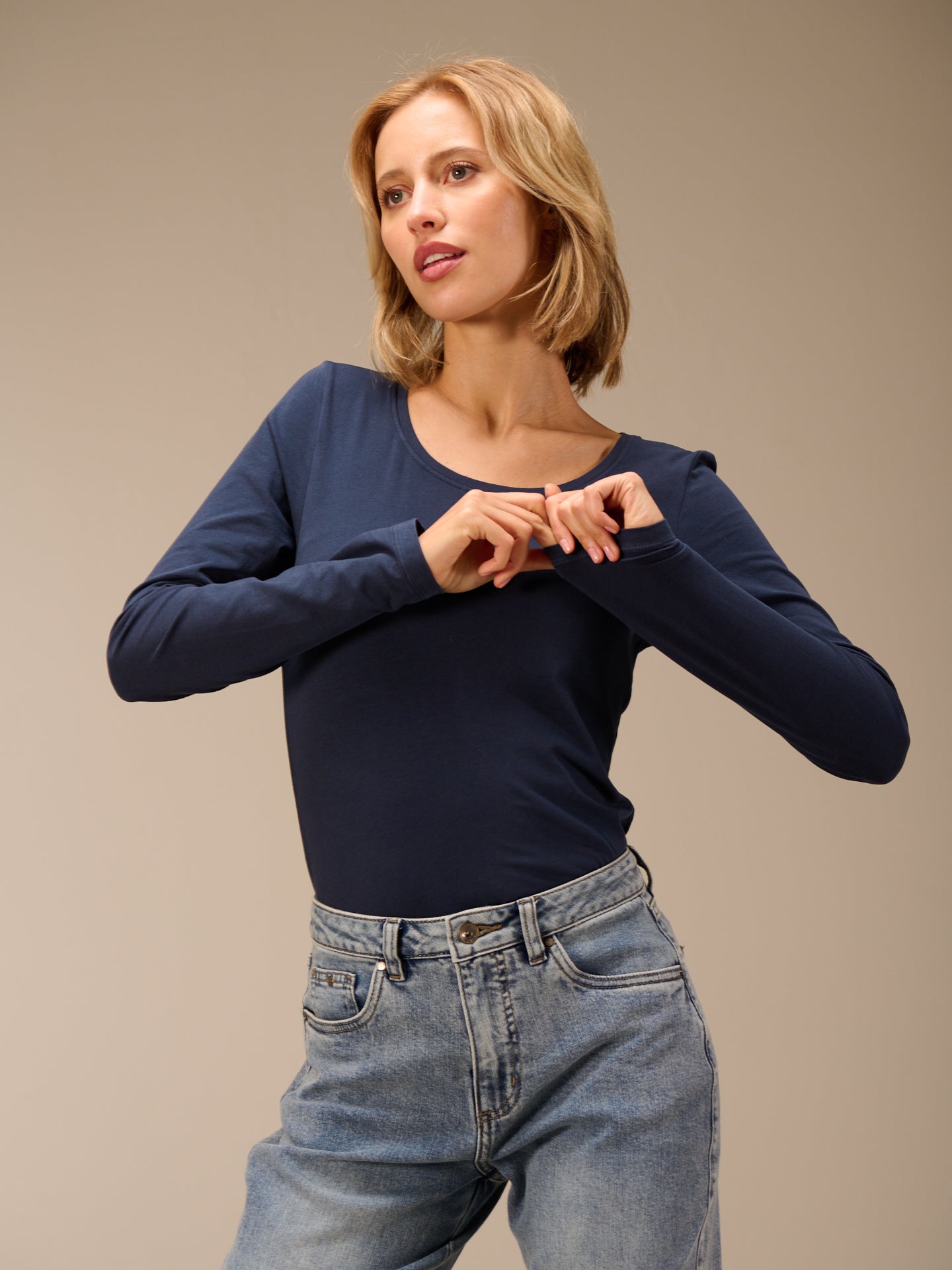 Round-neck shirt