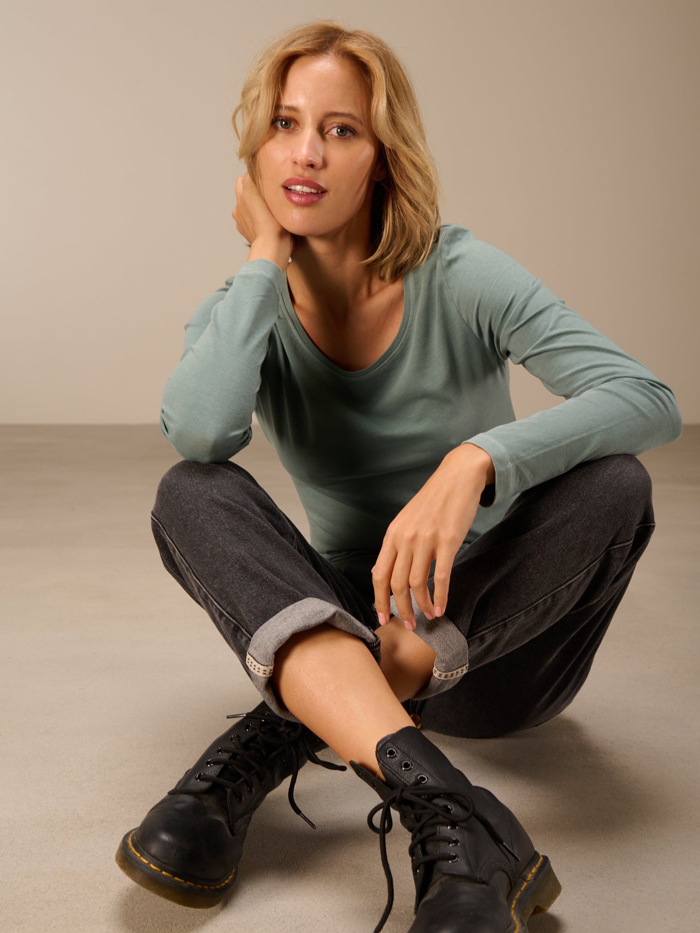 Round-neck shirt