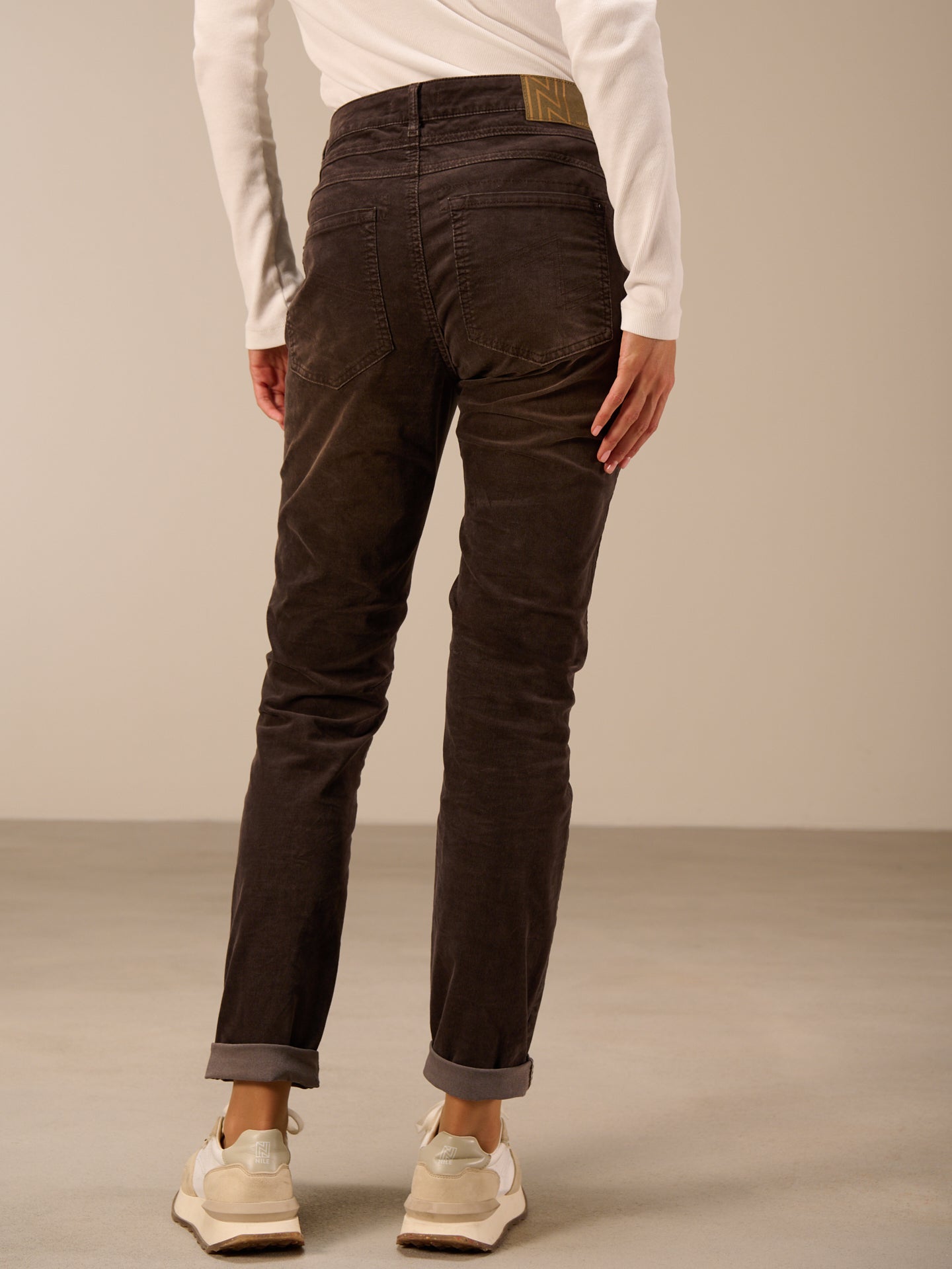 Pantaloni affusolati