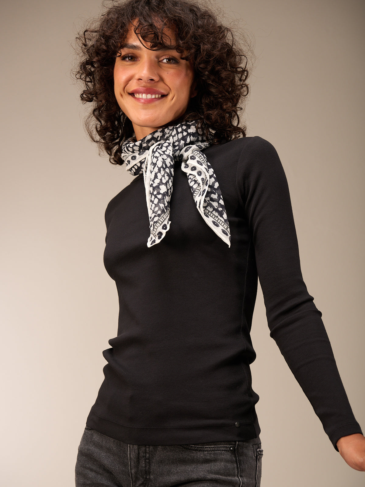 Printed scarf