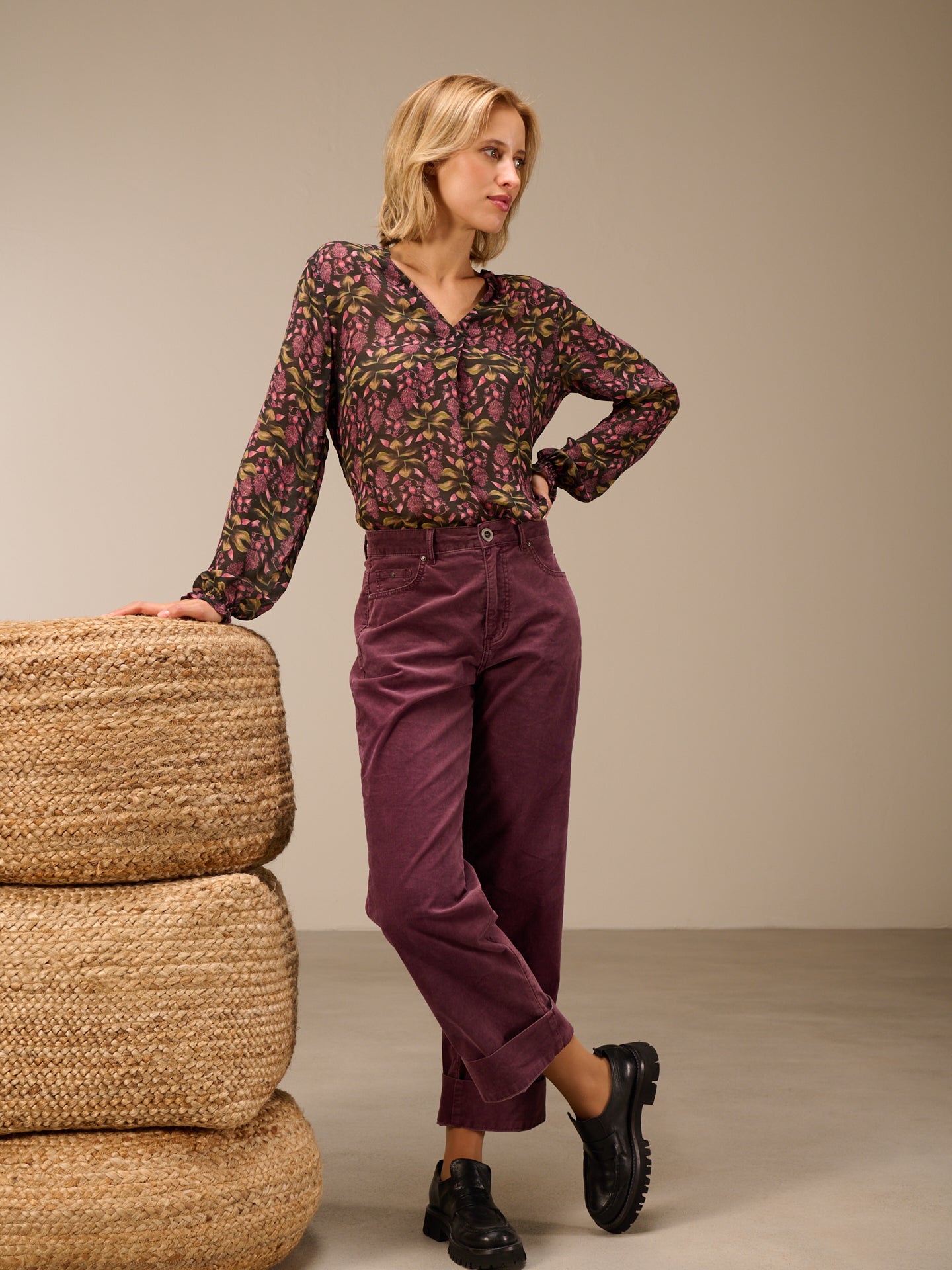 Bluse mit V-Ausschnitt