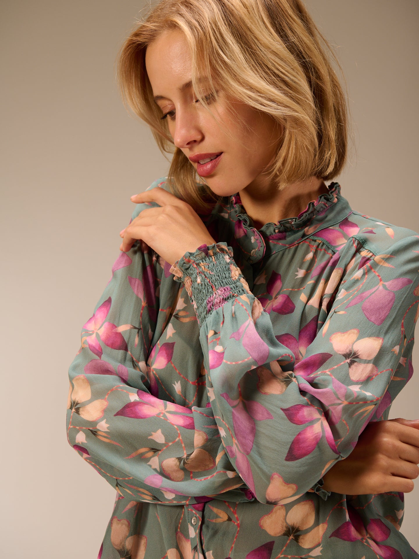 Bluse mit Rüschendetail