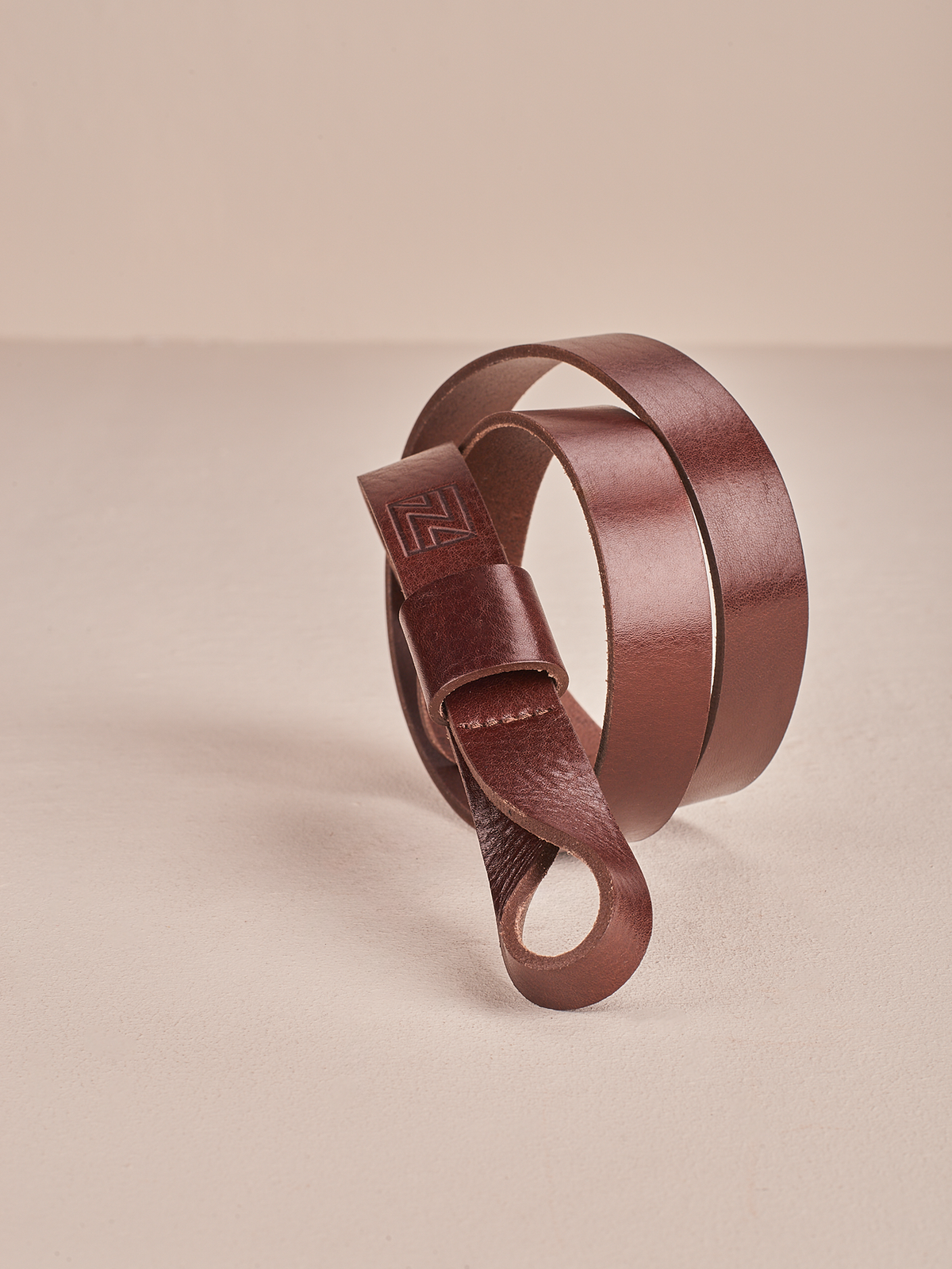 Smooth leather belt