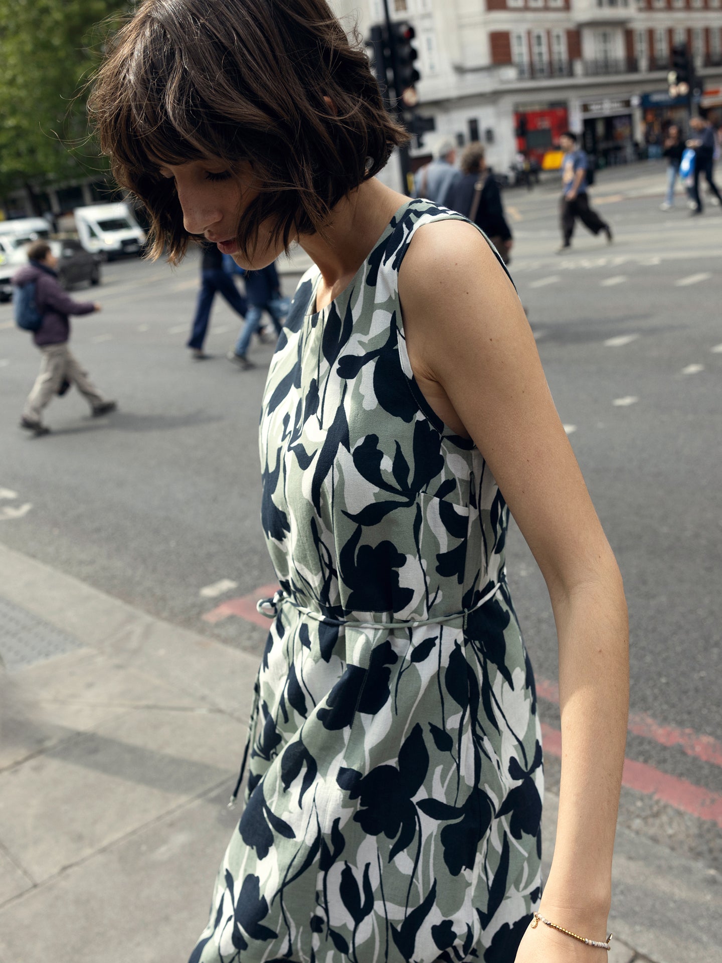 Round-neck dress
