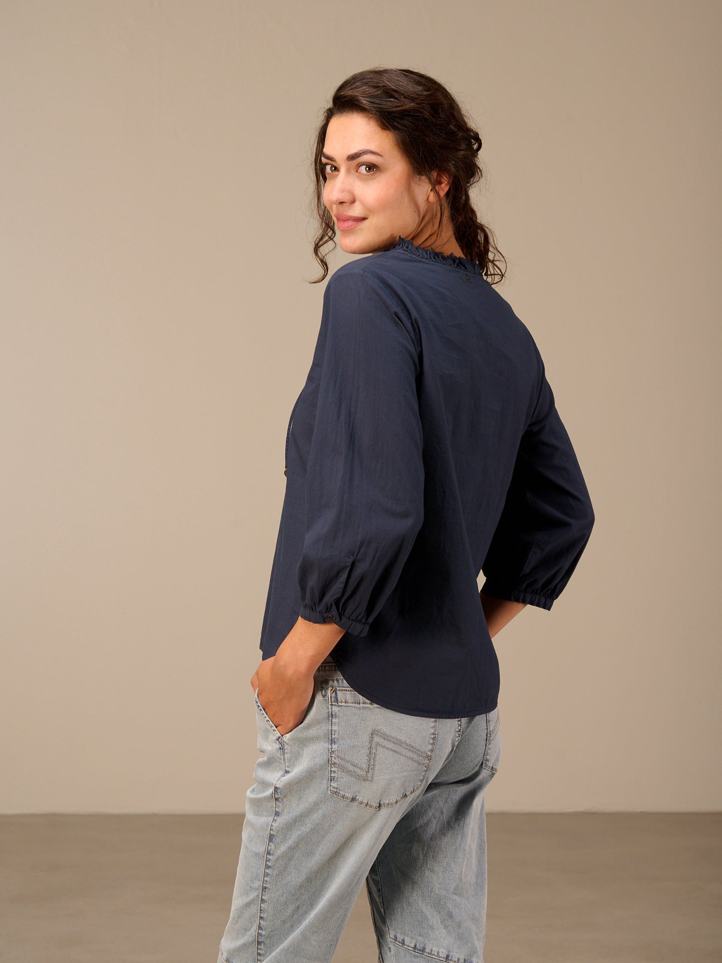 Bluse mit V-Ausschnitt
