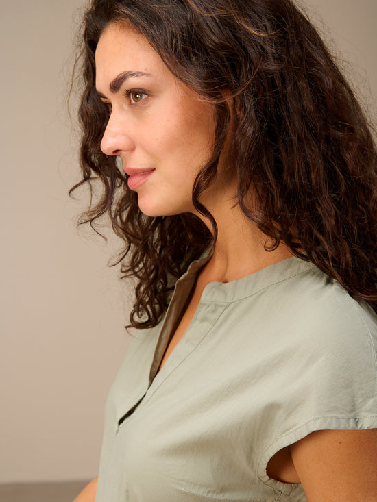 robe avec col en V