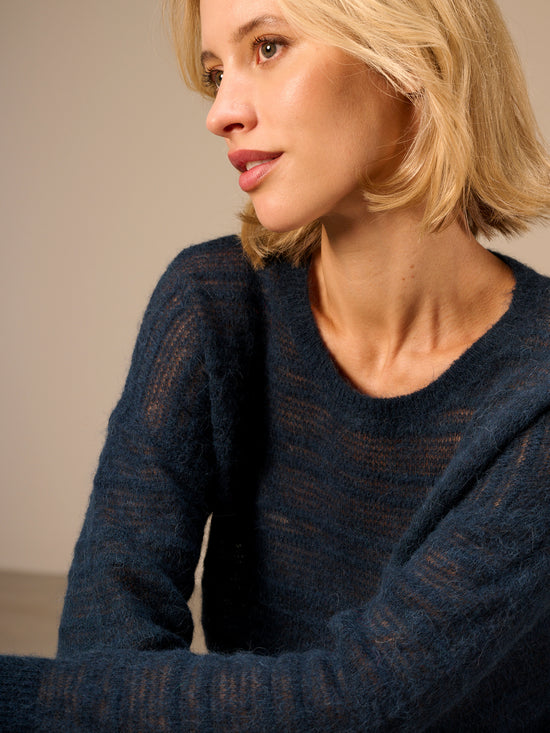 pull en mailles ajourée