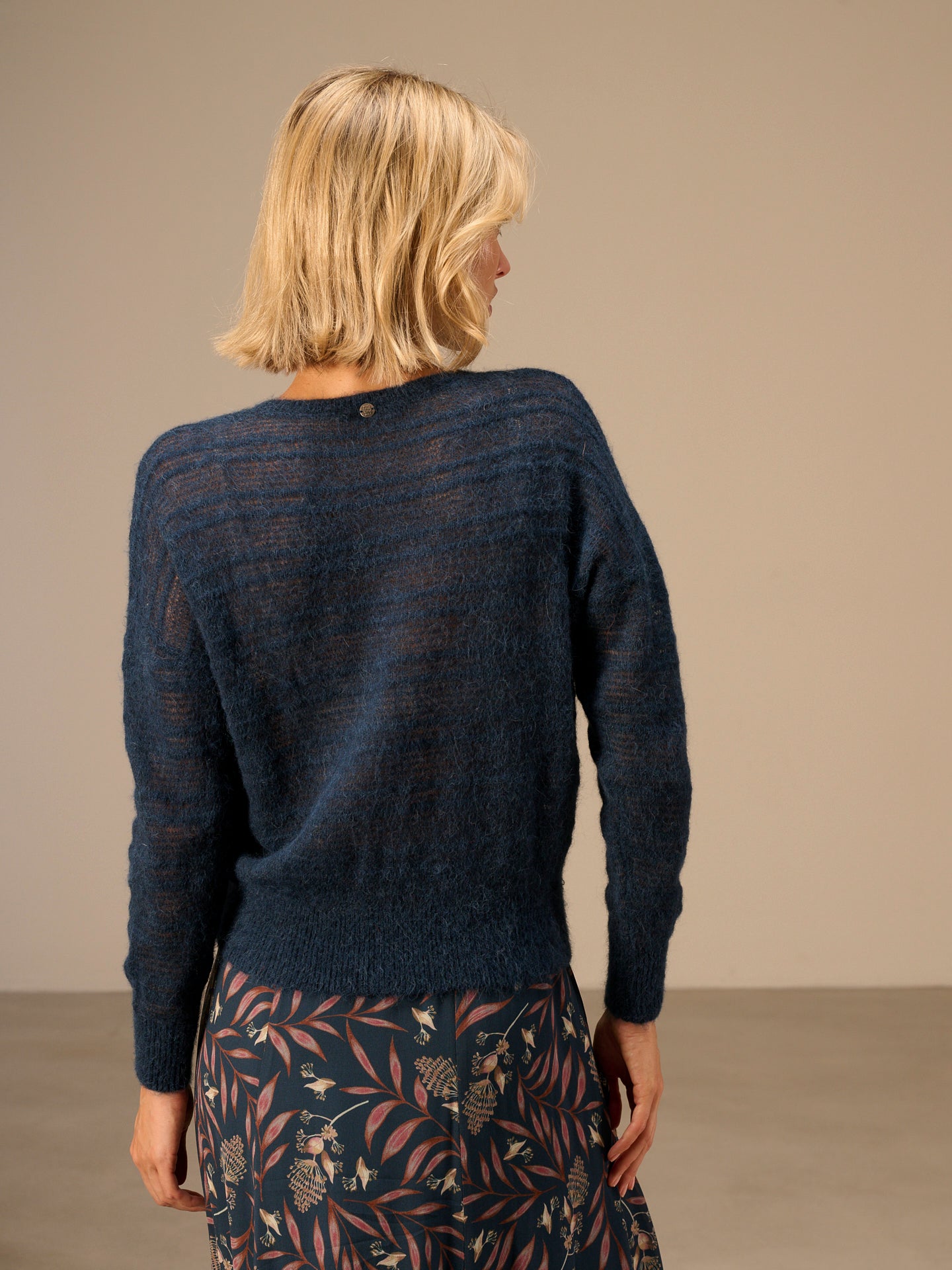 pull en mailles ajourée