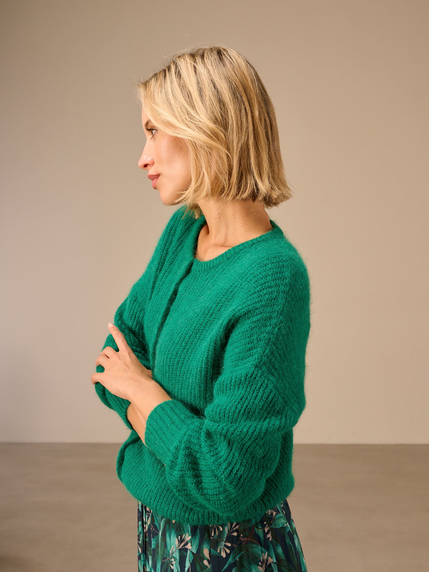 Strickjacke mit Rundhals