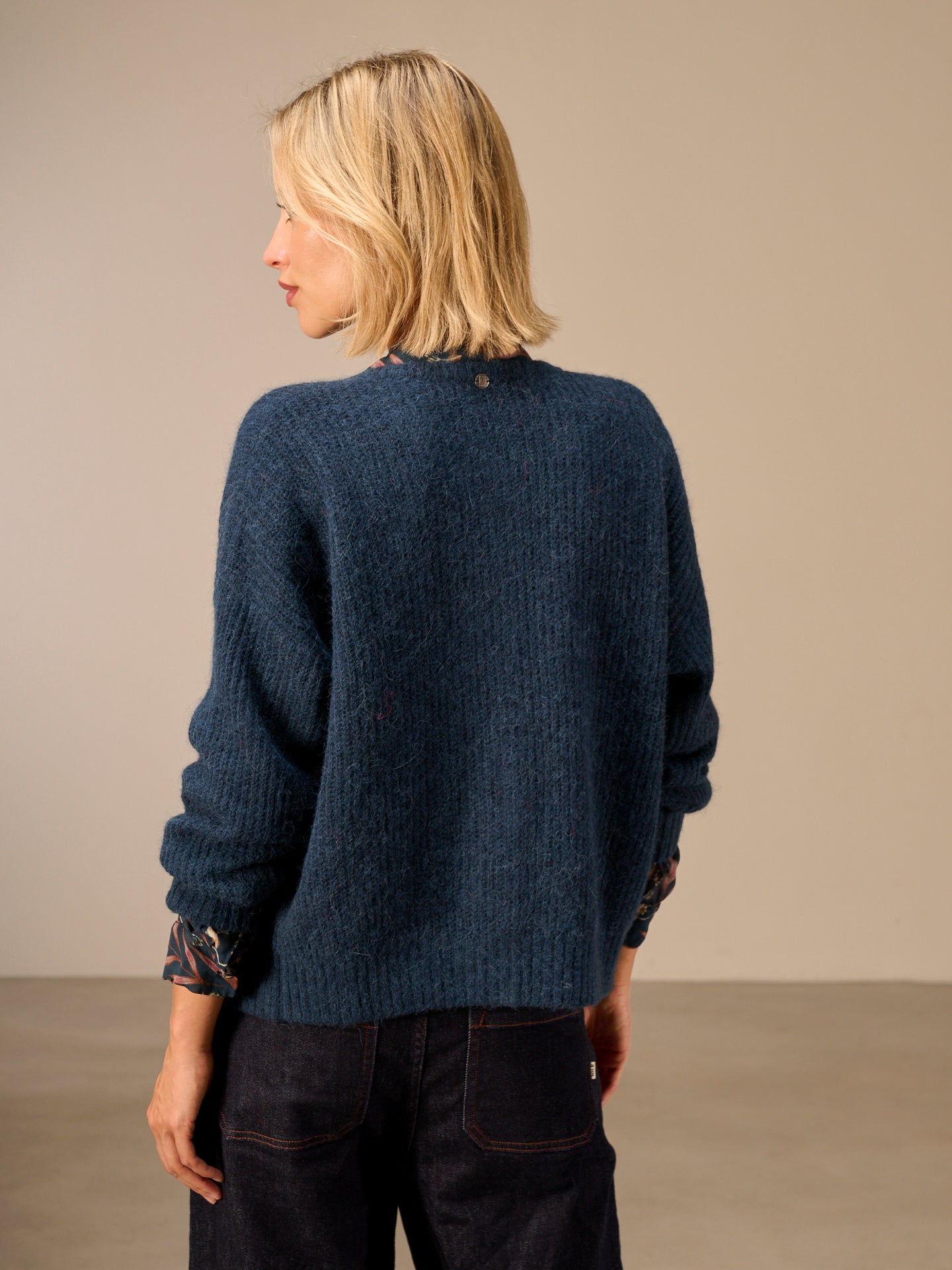 Giacca in maglia con scollo rotondo
