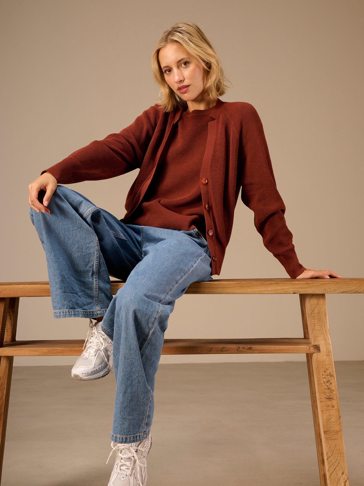 Strickjacke mit V-Ausschnitt