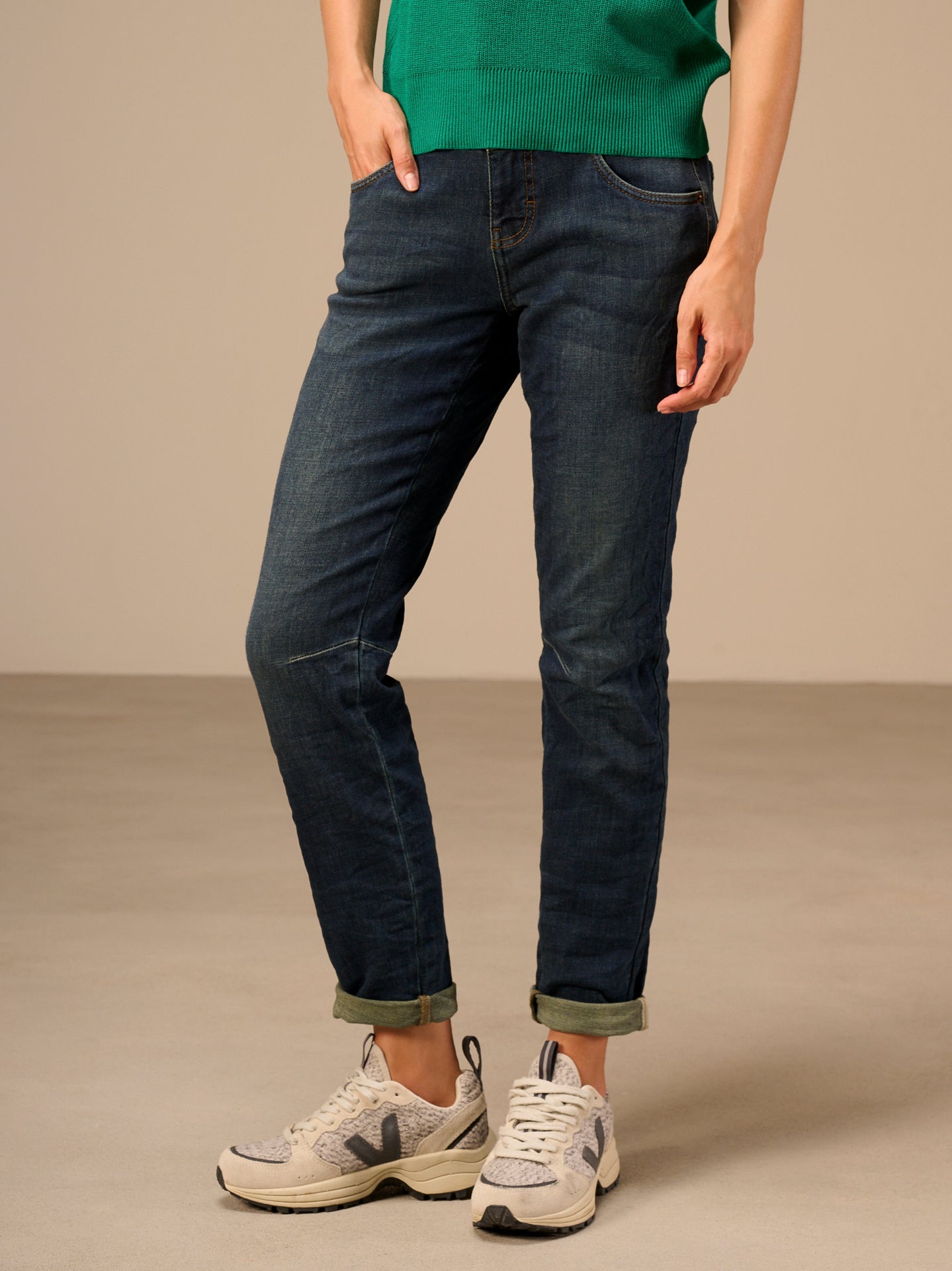 Tapered jeans