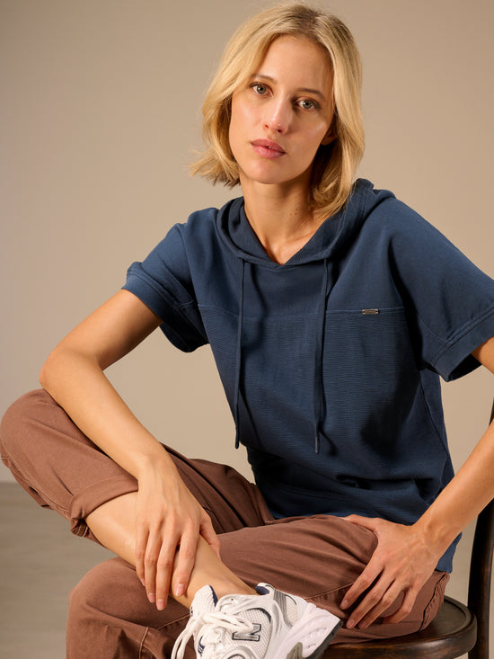 T-shirt à manches coupées raccourcies