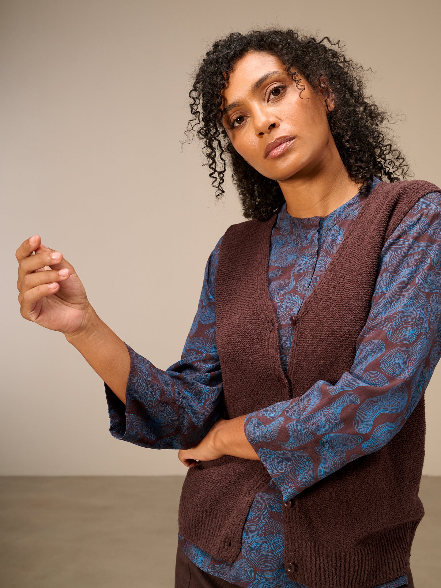 Knitted sweater vest
