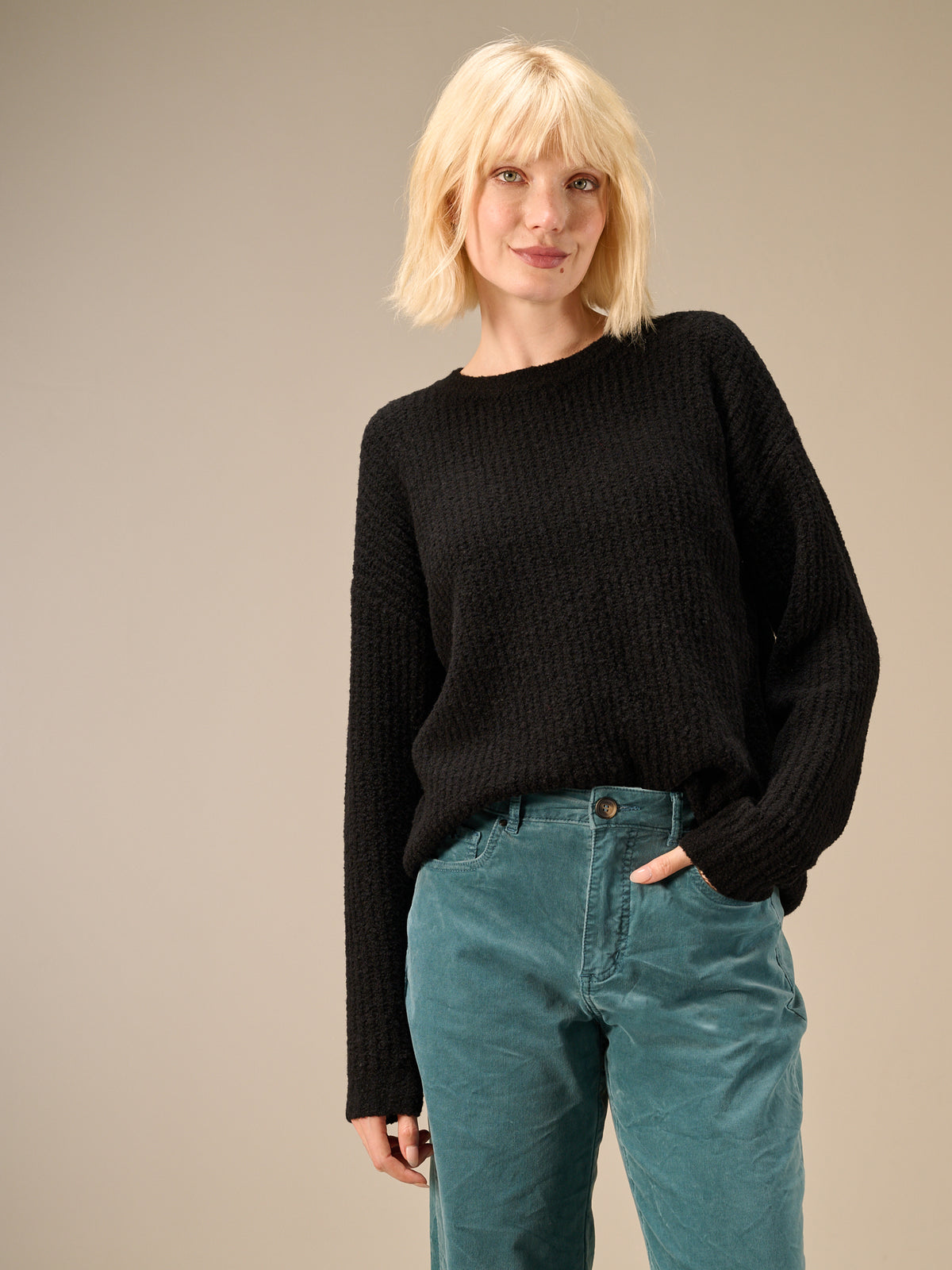 Knitted sweater with wool