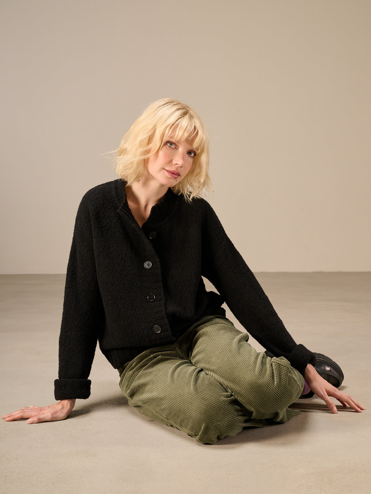 Strickjacke  mit Wolle