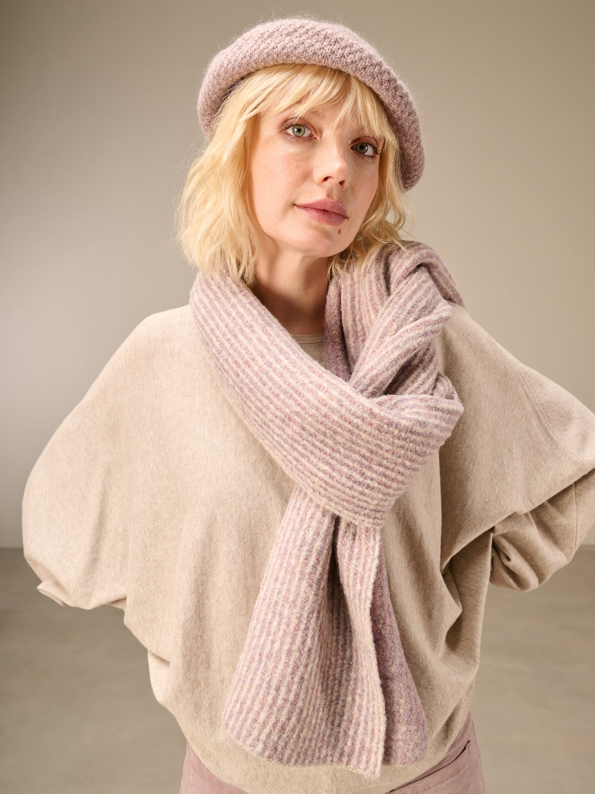 Wool scarf