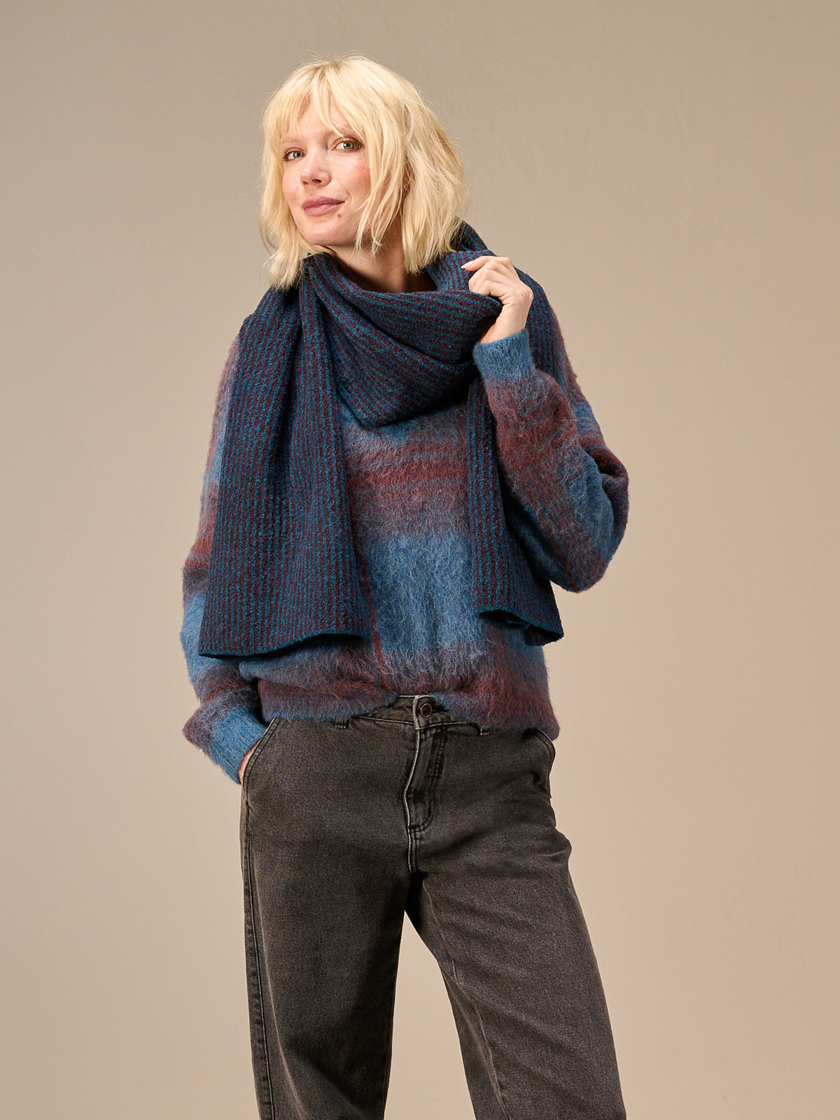 Wool scarf
