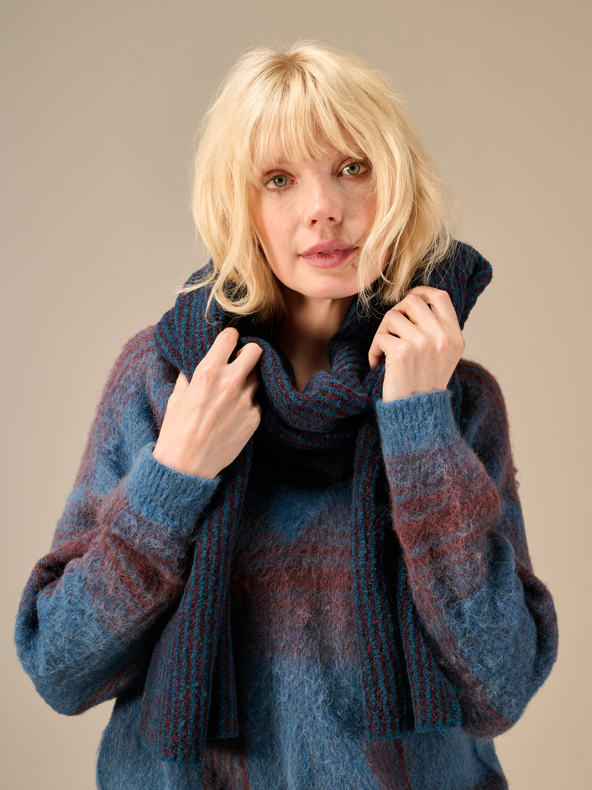 Wool scarf