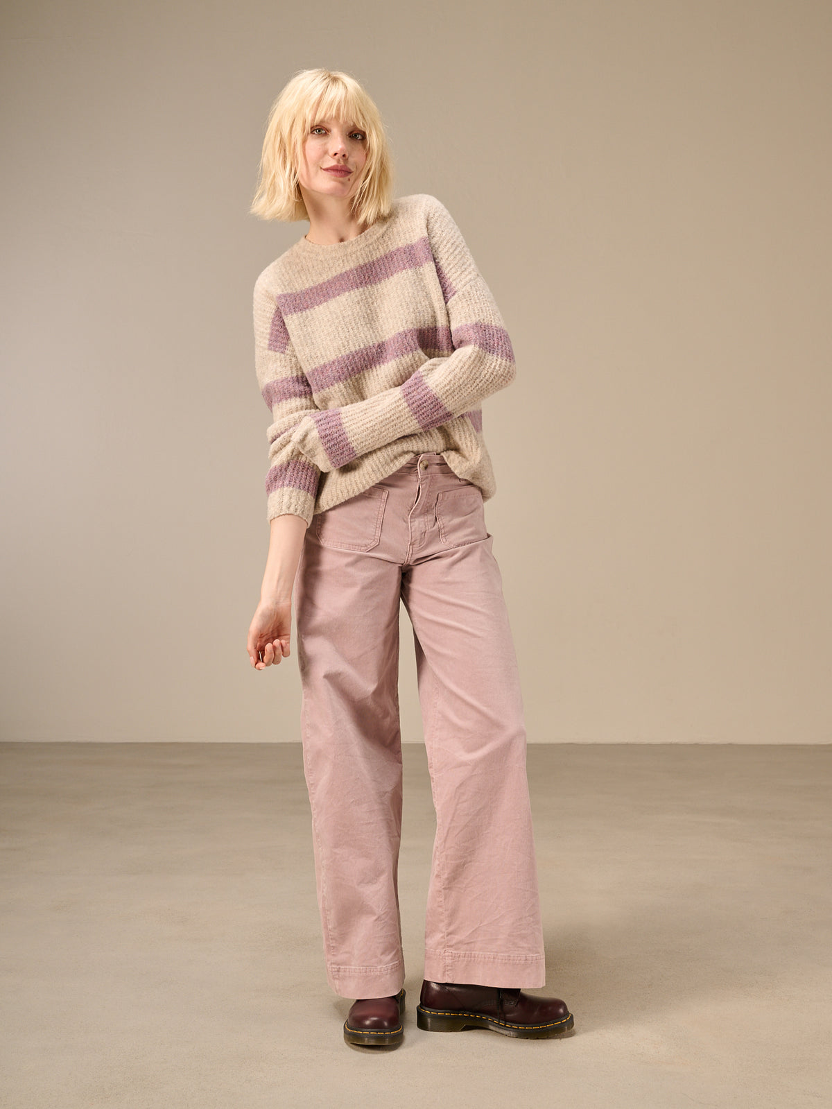 Knitted sweater with wool