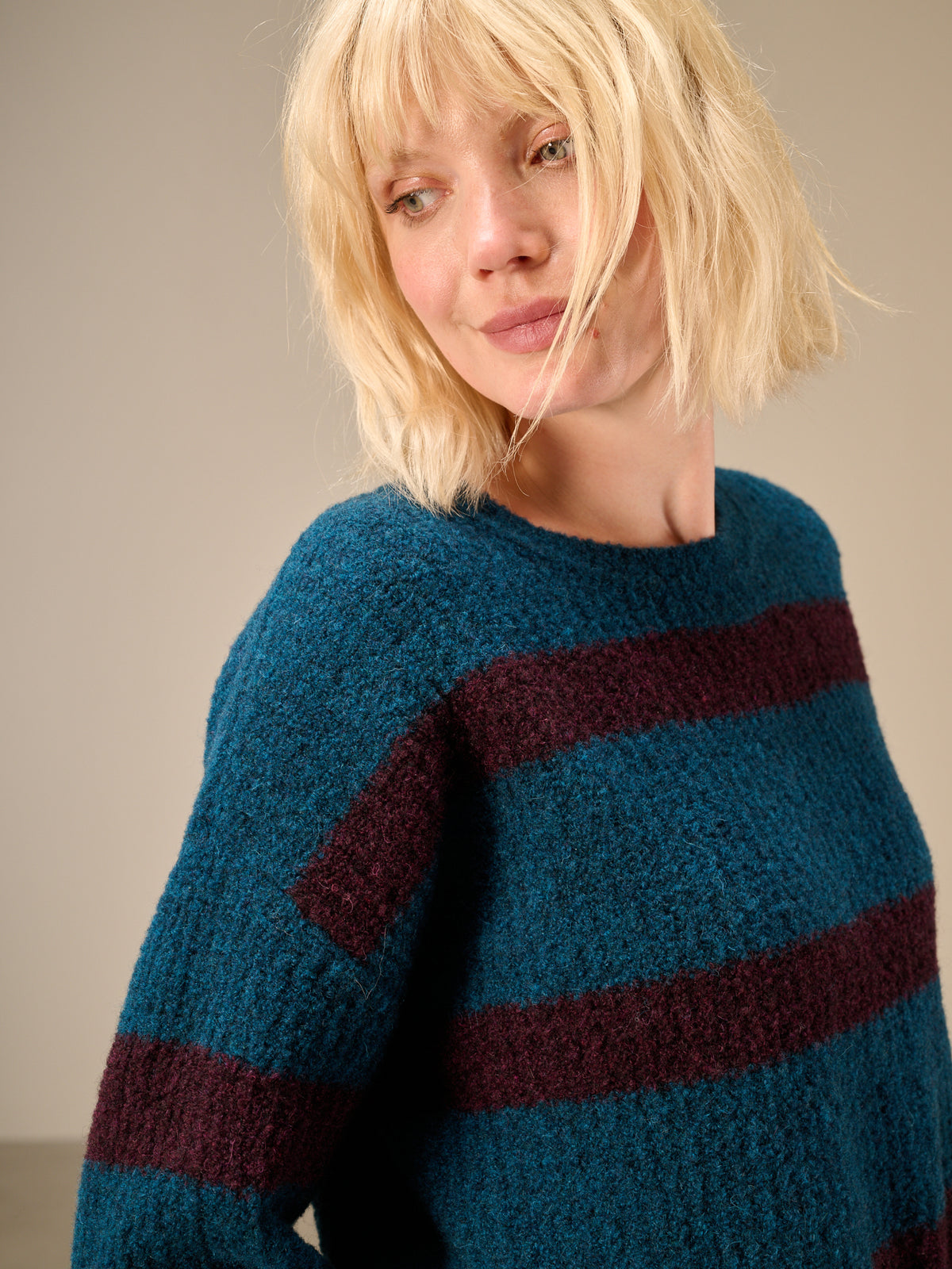 Knitted sweater with wool