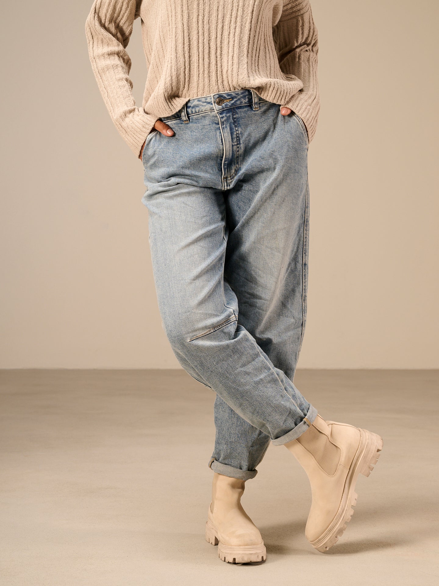 Pantaloni barrel fit