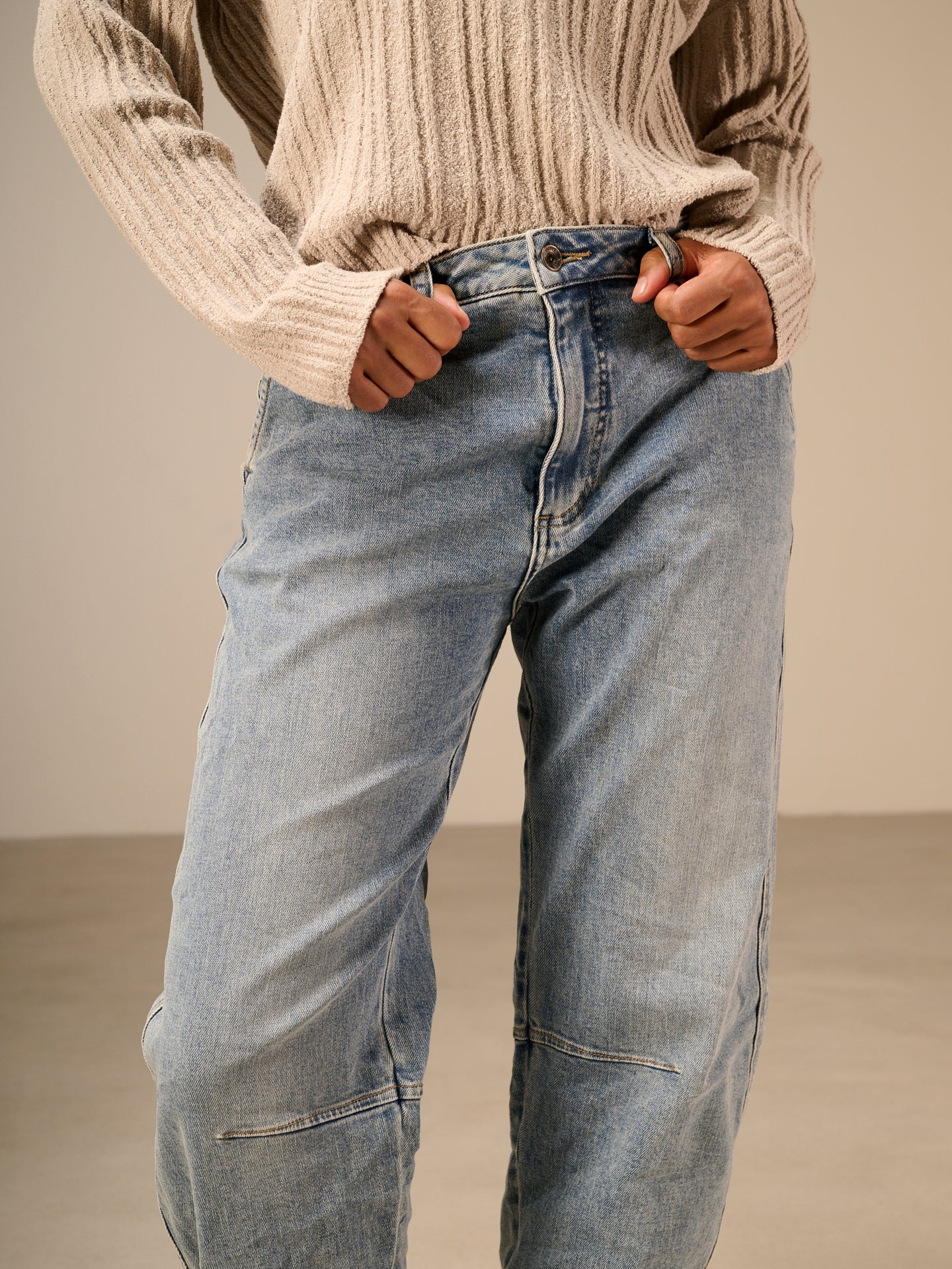 Pantaloni barrel fit