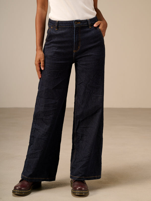 Wide-leg jeans