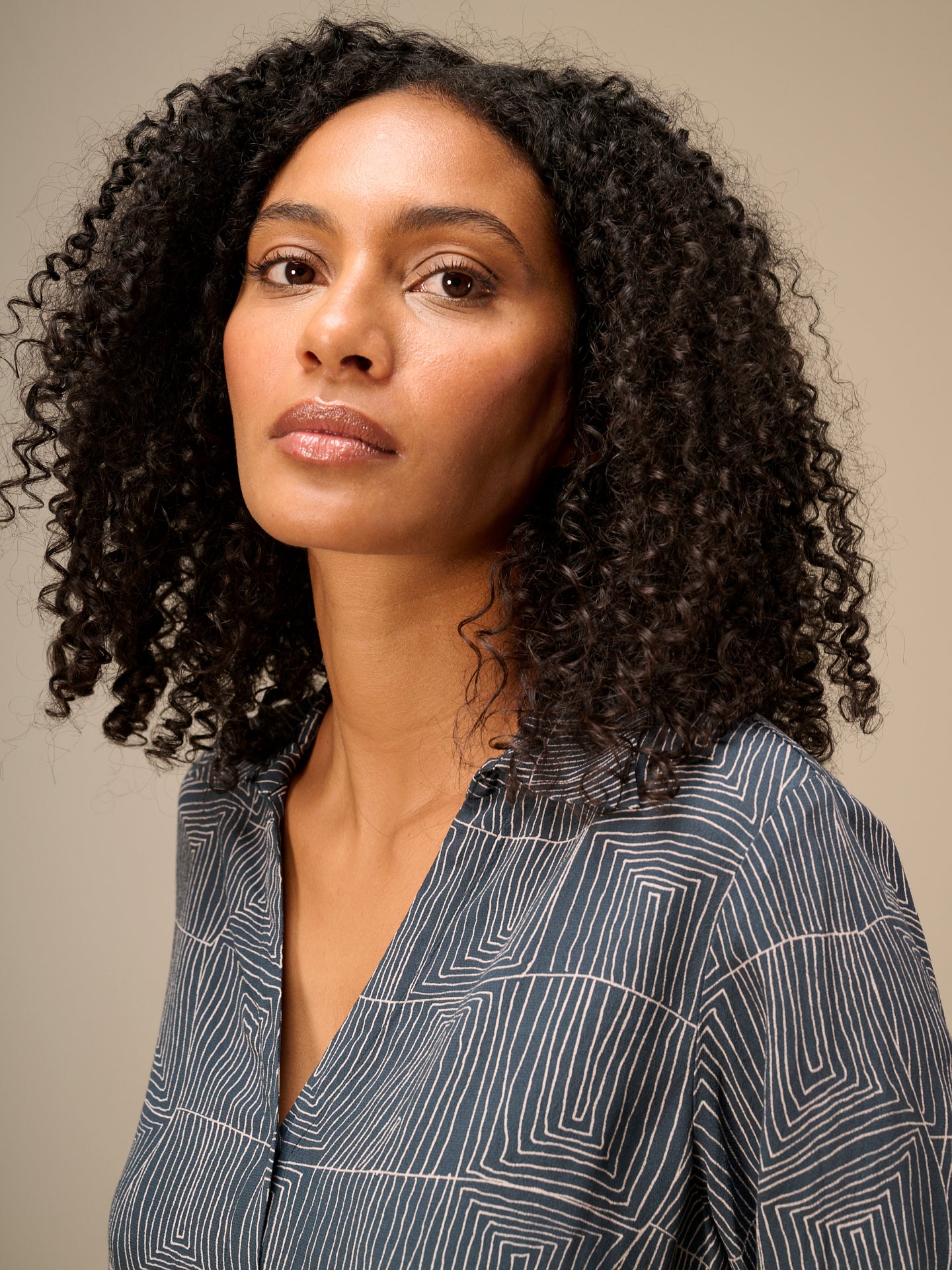 Long-sleeved blouse