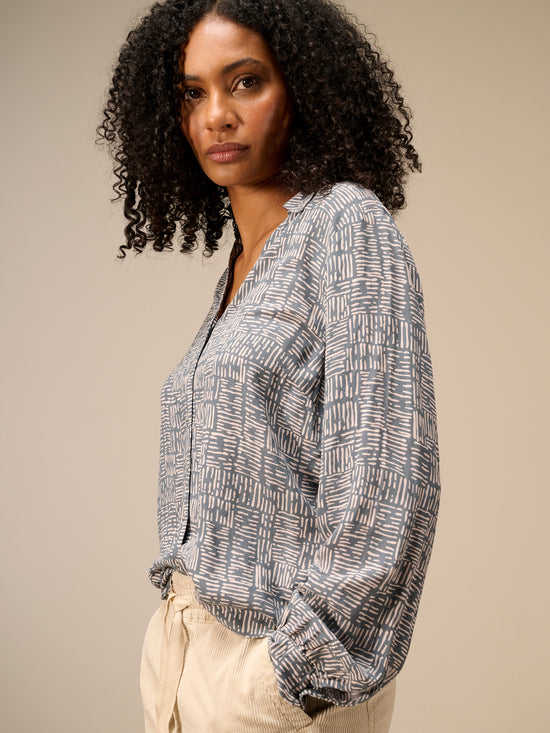 Blusa a maniche lunghe
