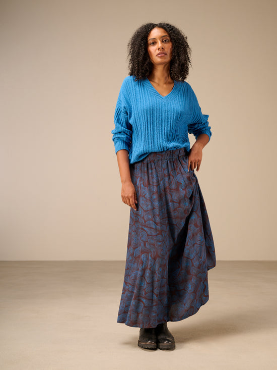 Skirt with elastic waistband