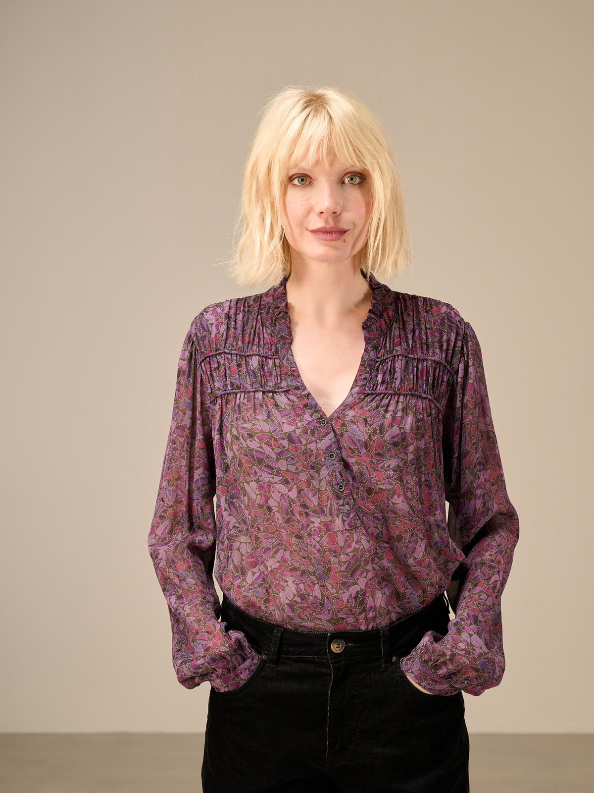 Bluse mit Rüschendetail