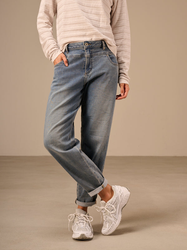 Barrel-leg jeans