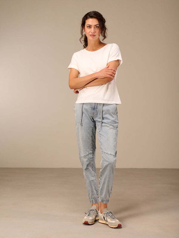 Loose jeans