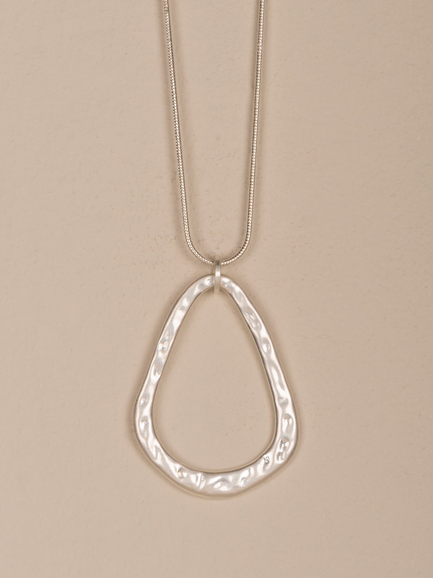Collana con ciondolo