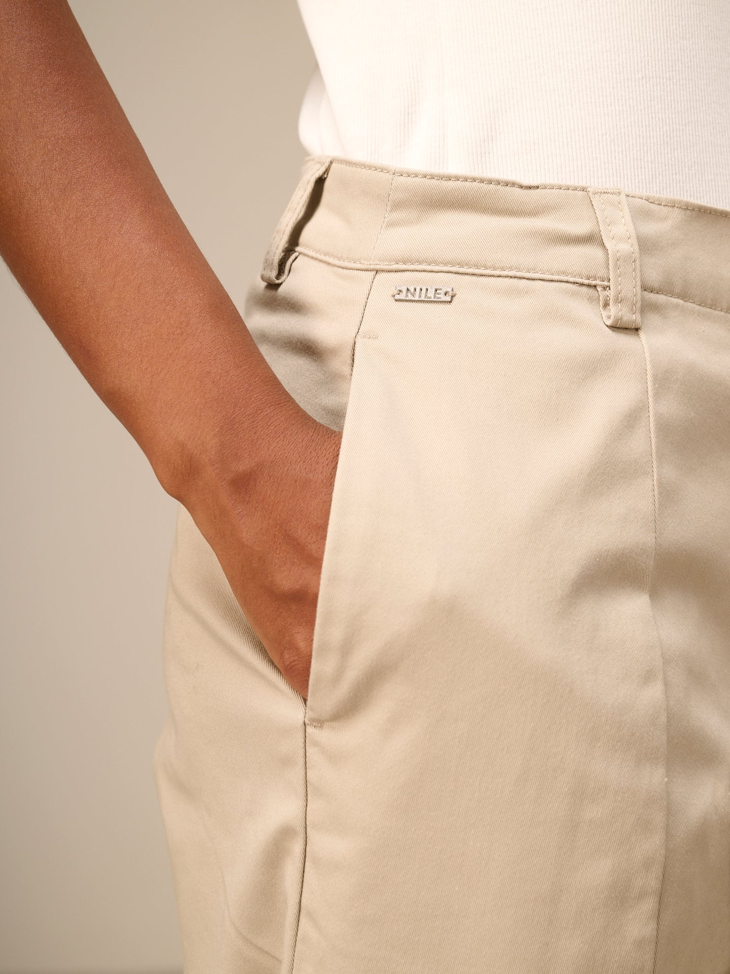 Pantaloni con pince